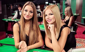 Hình ảnh minh họa các biện pháp bảo mật dữ liệu mạnh mẽ của f8bet80 code, bao gồm mã hóa và tường lửa